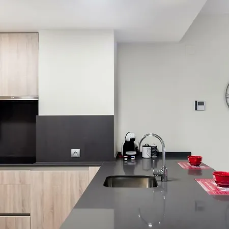 Apartamentos Cava Baja Madrid Exterior photo