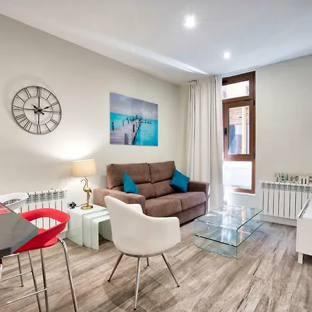 Apartamentos Cava Baja Madrid Exterior photo