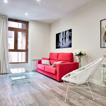 Apartamentos Cava Baja Madrid Exterior photo